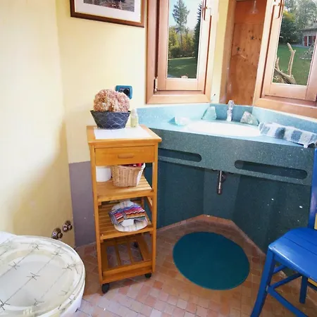 Sleeps 8 Villa *